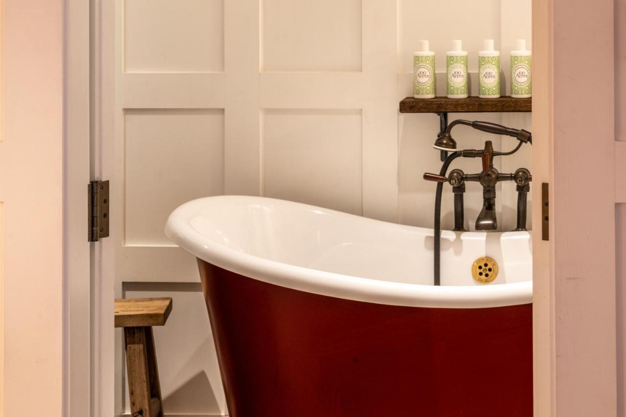 Отель The Double Red Duke, Cotswolds Уитни Экстерьер фото