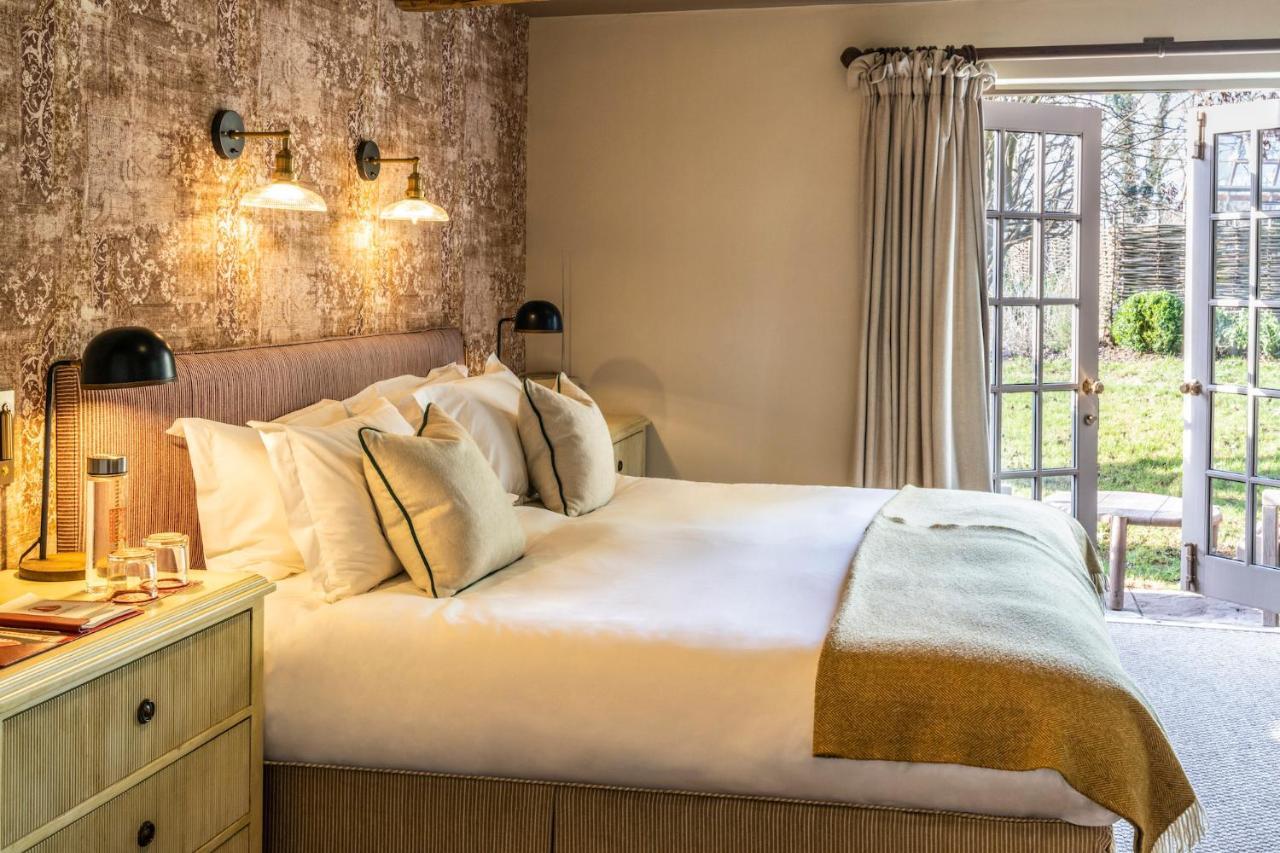 Отель The Double Red Duke, Cotswolds Уитни Экстерьер фото
