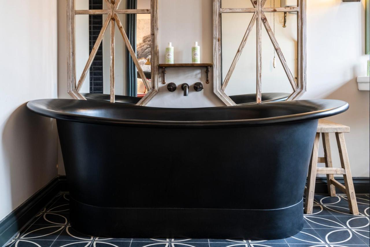 Отель The Double Red Duke, Cotswolds Уитни Экстерьер фото